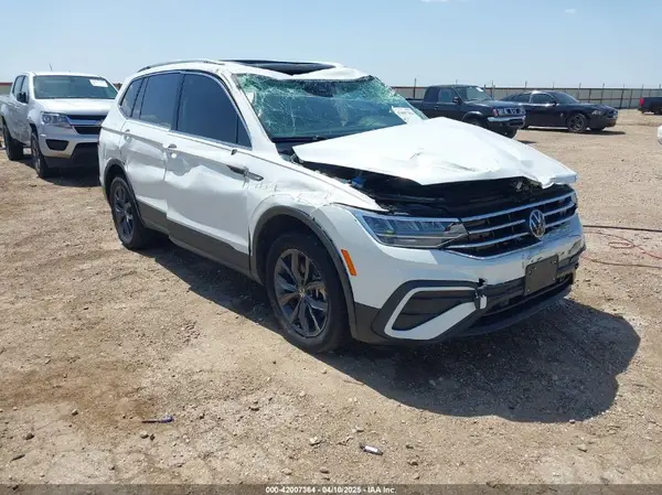 3VV2B7AX2NM010932 2022 VOLKSWAGEN TIGUAN - Image 1