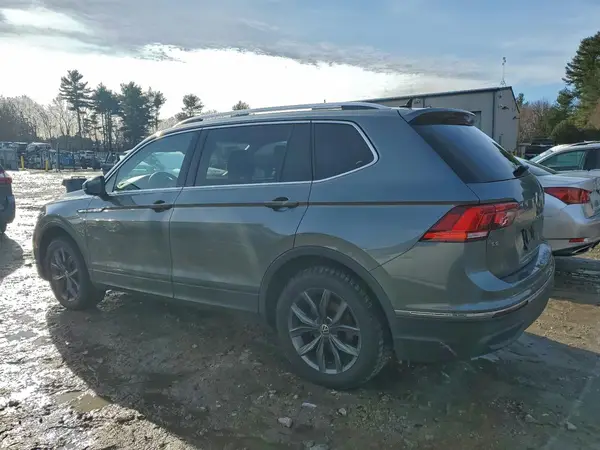 3VV2B7AX2NM059645 2022 VOLKSWAGEN TIGUAN - Image 2