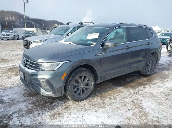3VV2B7AX2NM094136 2022 VOLKSWAGEN TIGUAN - Image 2