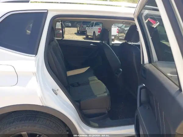 3VV2B7AX2NM096940 2022 VOLKSWAGEN TIGUAN - Image 8