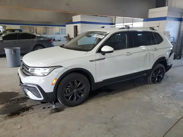 3VV2B7AX2NM103918 2022 VOLKSWAGEN TIGUAN - Image 1