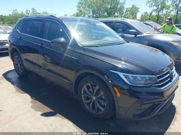 3VV2B7AX2NM105913 2022 VOLKSWAGEN TIGUAN - Image 1