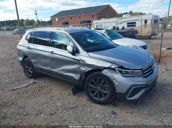 3VV2B7AX2NM176464 2022 VOLKSWAGEN TIGUAN - Image 1