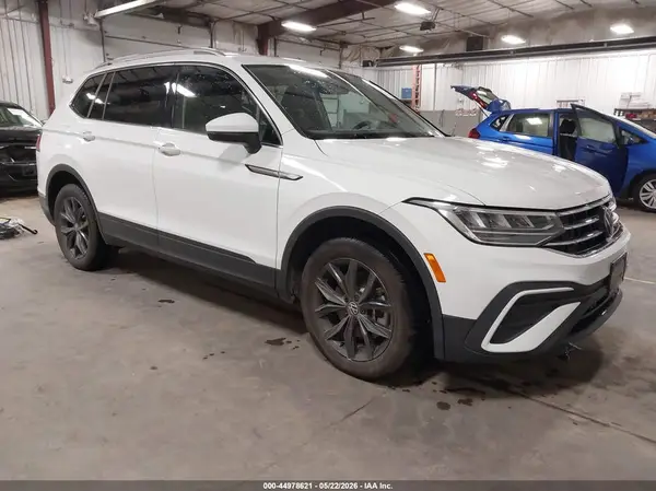 3VV2B7AX2RM032158 2024 VOLKSWAGEN TIGUAN - Image 1