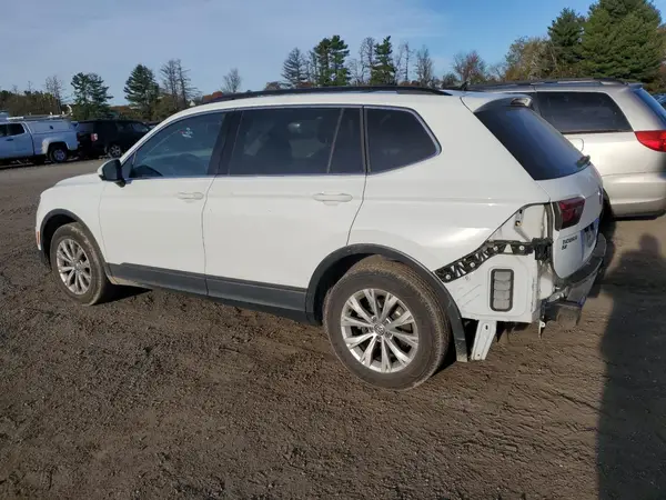 3VV2B7AX3JM006379 2018 VOLKSWAGEN TIGUAN - Image 2