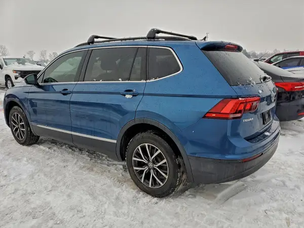 3VV2B7AX3JM008066 2018 VOLKSWAGEN TIGUAN - Image 2
