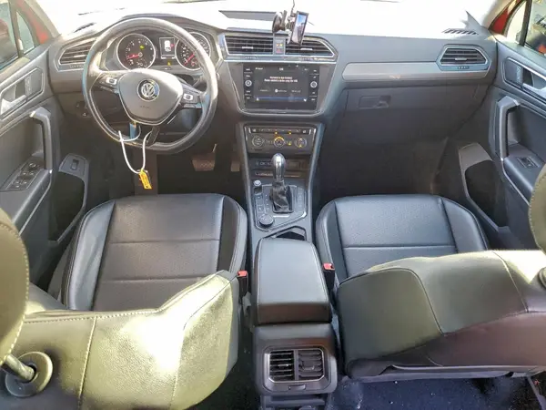 3VV2B7AX3JM015549 2018 VOLKSWAGEN TIGUAN - Image 8