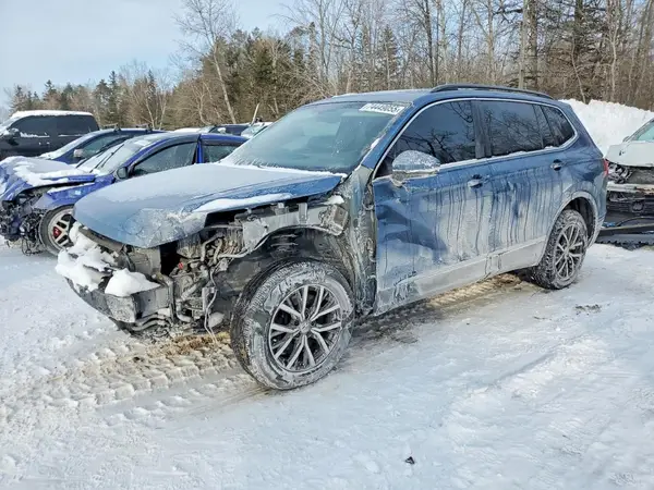 3VV2B7AX3JM021478 2018 VOLKSWAGEN TIGUAN - Image 1