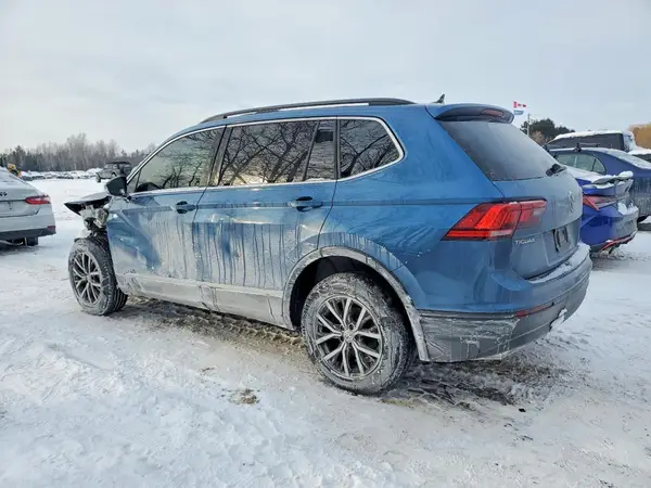 3VV2B7AX3JM021478 2018 VOLKSWAGEN TIGUAN - Image 2