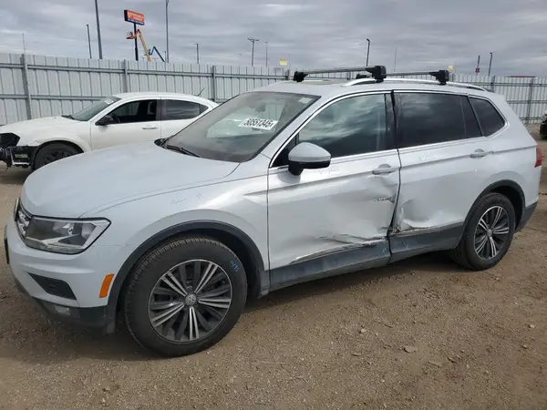 3VV2B7AX3JM021674 2018 VOLKSWAGEN TIGUAN - Image 1