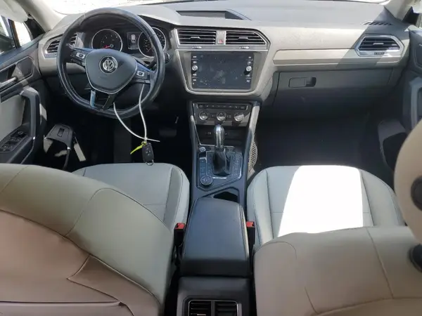 3VV2B7AX3JM053797 2018 VOLKSWAGEN TIGUAN - Image 8