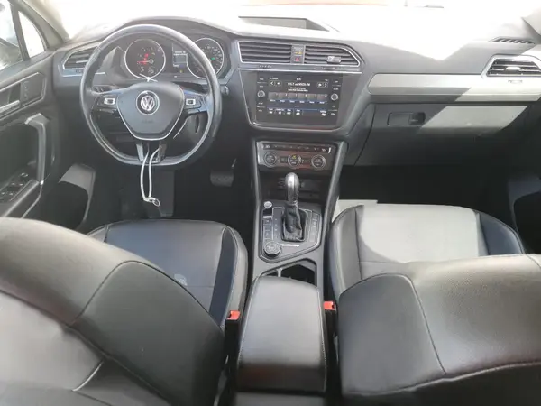 3VV2B7AX3JM095533 2018 VOLKSWAGEN TIGUAN - Image 8