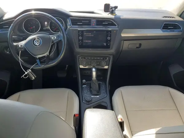 3VV2B7AX3JM106742 2018 VOLKSWAGEN TIGUAN - Image 8
