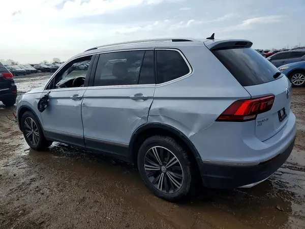 3VV2B7AX3JM107244 2018 VOLKSWAGEN TIGUAN - Image 2