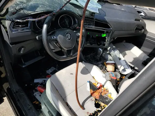 3VV2B7AX3JM133018 2018 VOLKSWAGEN TIGUAN - Image 8