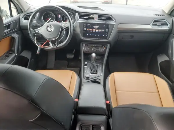 3VV2B7AX3JM140129 2018 VOLKSWAGEN TIGUAN - Image 8