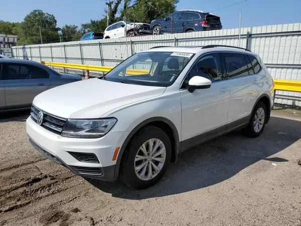 3VV2B7AX3JM153835 2018 VOLKSWAGEN TIGUAN - Image 1