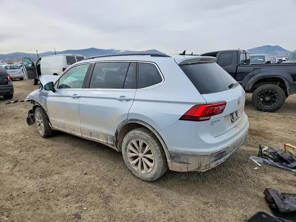 3VV2B7AX3JM155603 2018 VOLKSWAGEN TIGUAN - Image 2