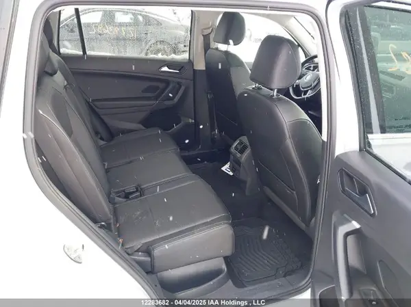 3VV2B7AX3JM157397 2018 VOLKSWAGEN TIGUAN - Image 8
