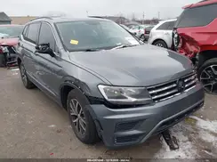 3VV2B7AX3JM193722 2018 VOLKSWAGEN TIGUAN