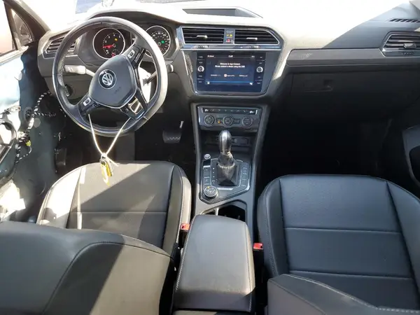 3VV2B7AX3JM200216 2018 VOLKSWAGEN TIGUAN - Image 8