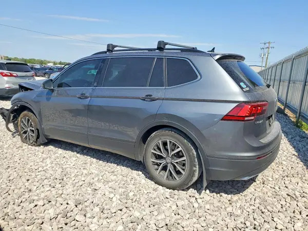 3VV2B7AX3KM010708 2019 VOLKSWAGEN TIGUAN - Image 2
