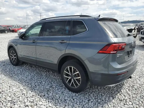 3VV2B7AX3KM011258 2019 VOLKSWAGEN TIGUAN - Image 2