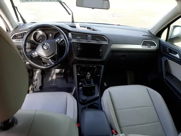 3VV2B7AX3KM011258 2019 VOLKSWAGEN TIGUAN - Image 8