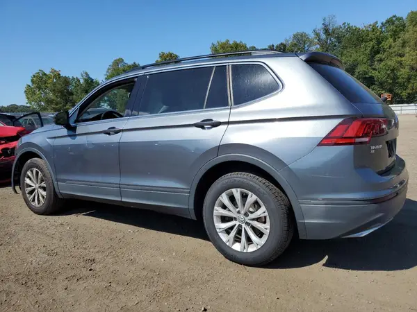 3VV2B7AX3KM041411 2019 VOLKSWAGEN TIGUAN - Image 2