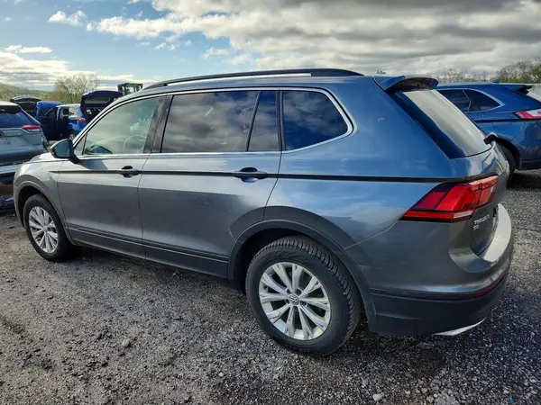 3VV2B7AX3KM041487 2019 VOLKSWAGEN TIGUAN - Image 2