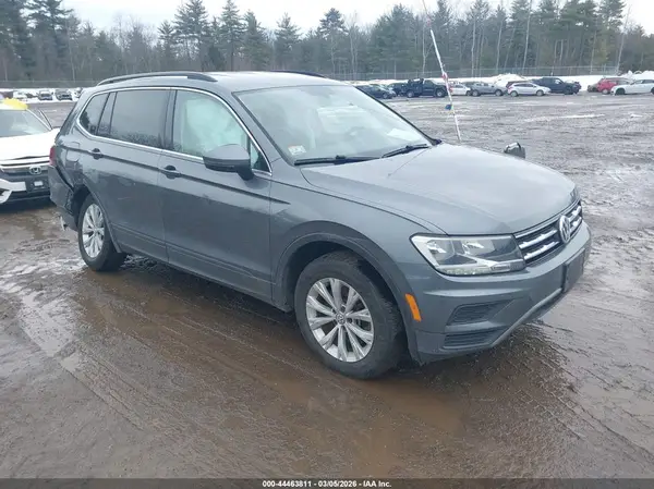 3VV2B7AX3KM041733 2019 VOLKSWAGEN TIGUAN - Image 1