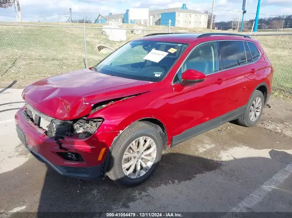 3VV2B7AX3KM047161 2019 VOLKSWAGEN TIGUAN - Image 2