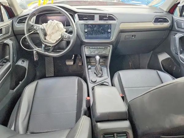 3VV2B7AX3KM048861 2019 VOLKSWAGEN TIGUAN - Image 8