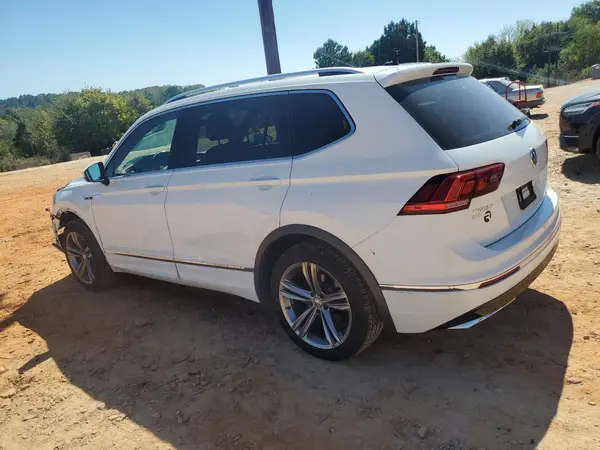3VV2B7AX3KM059973 2019 VOLKSWAGEN TIGUAN - Image 2