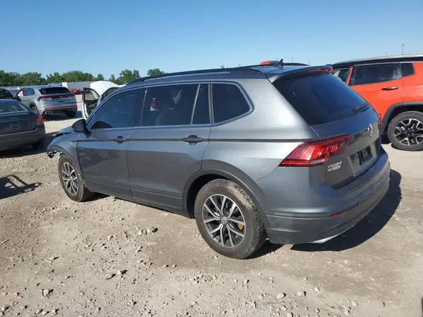 3VV2B7AX3KM060721 2019 VOLKSWAGEN TIGUAN - Image 2