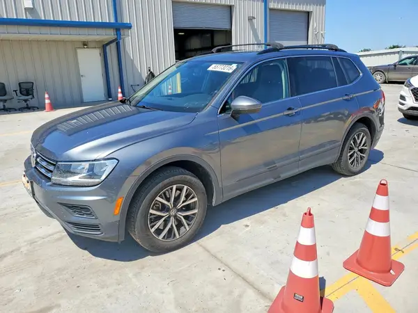 3VV2B7AX3KM067801 2019 VOLKSWAGEN TIGUAN - Image 1