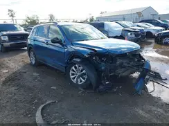 3VV2B7AX3KM074912 2019 VOLKSWAGEN TIGUAN