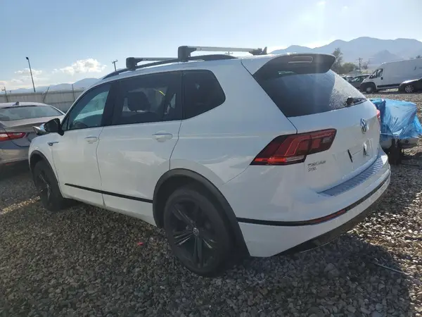 3VV2B7AX3KM096411 2019 VOLKSWAGEN TIGUAN - Image 2