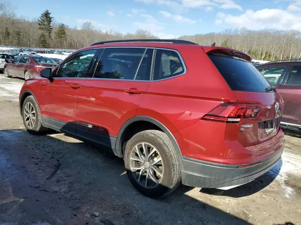 3VV2B7AX3KM104863 2019 VOLKSWAGEN TIGUAN - Image 2