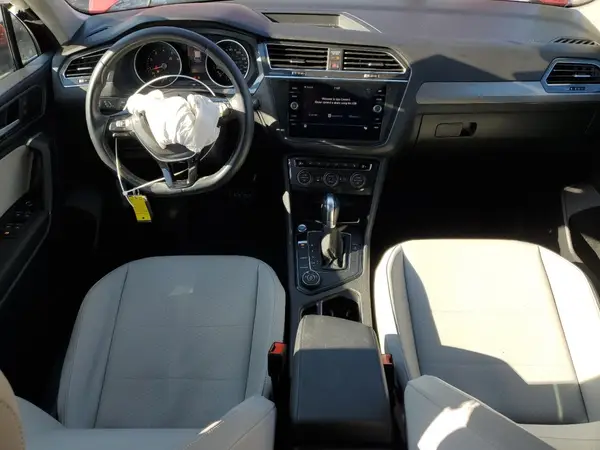 3VV2B7AX3KM104863 2019 VOLKSWAGEN TIGUAN - Image 8