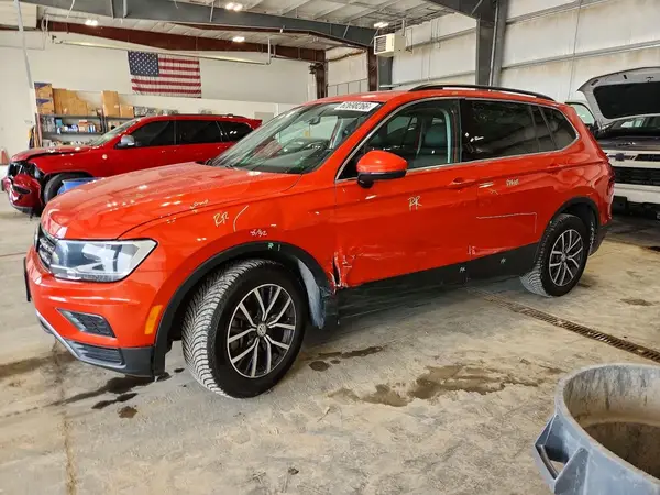 3VV2B7AX3KM131352 2019 VOLKSWAGEN TIGUAN - Image 1