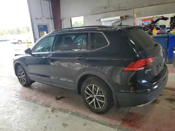 3VV2B7AX3KM135658 2019 VOLKSWAGEN TIGUAN - Image 2