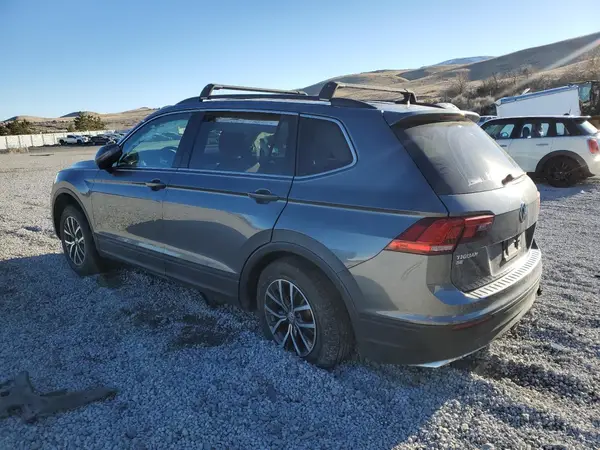 3VV2B7AX3KM136938 2019 VOLKSWAGEN TIGUAN - Image 2