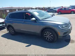 3VV2B7AX3KM143968 2019 VOLKSWAGEN TIGUAN