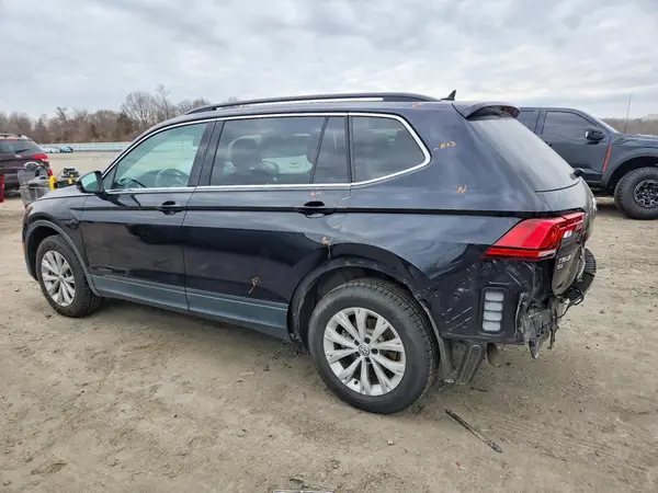 3VV2B7AX3KM146711 2019 VOLKSWAGEN TIGUAN - Image 2