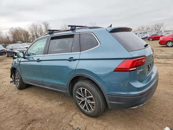 3VV2B7AX3KM175397 2019 VOLKSWAGEN TIGUAN - Image 2