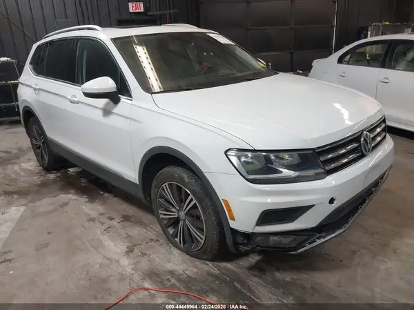 3VV2B7AX3KM182611 2019 VOLKSWAGEN TIGUAN - Image 1