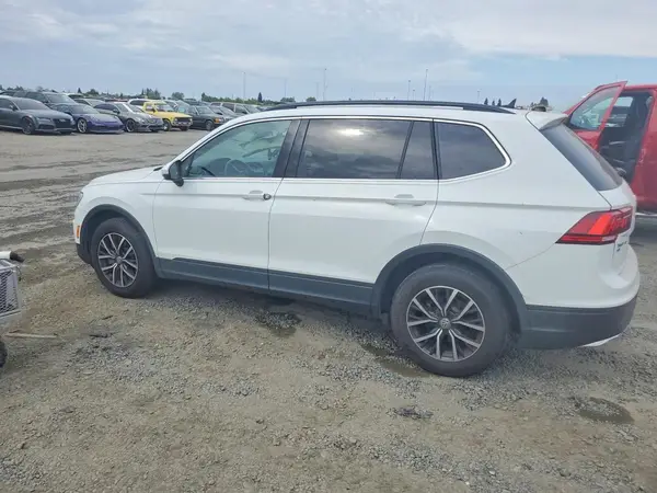 3VV2B7AX3KM187565 2019 VOLKSWAGEN TIGUAN - Image 2
