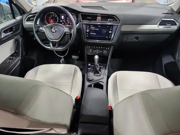 3VV2B7AX3KM197982 2019 VOLKSWAGEN TIGUAN - Image 8