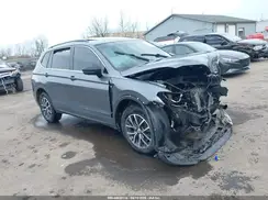3VV2B7AX3KM199859 2019 VOLKSWAGEN TIGUAN